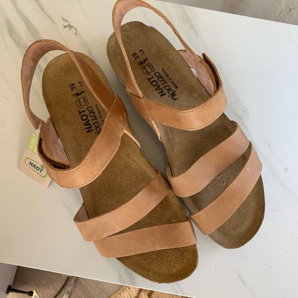 NAOT Kayla genuine leather beige gladiator sandals flats wedges sz 39 8 womens - Picture 3 of 6